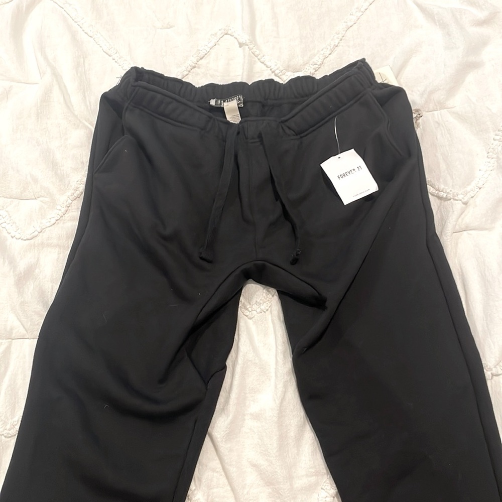 forever 21 sweats - black - brand new never worn - size small